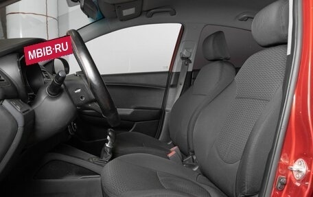 KIA Rio III рестайлинг, 2013 год, 700 000 рублей, 13 фотография