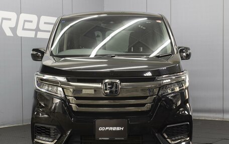 Honda Stepwgn IV, 2018 год, 2 470 000 рублей, 3 фотография