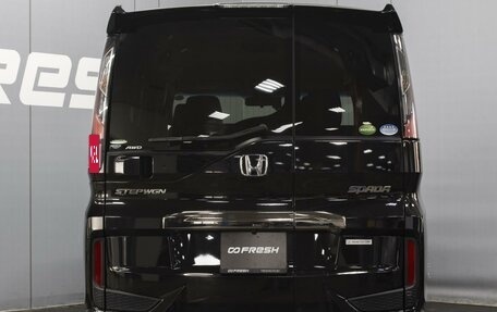 Honda Stepwgn IV, 2018 год, 2 470 000 рублей, 4 фотография