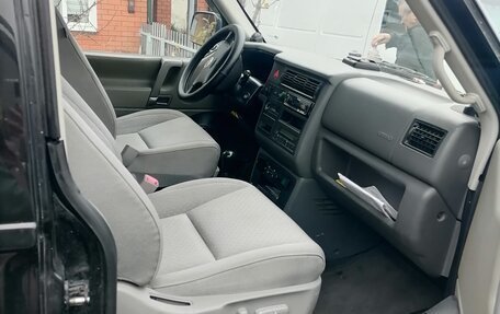 Volkswagen Multivan T4, 2001 год, 1 350 000 рублей, 12 фотография