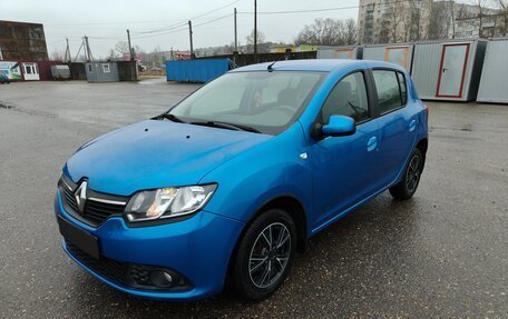 Renault Sandero II рестайлинг, 2014 год, 777 000 рублей, 1 фотография