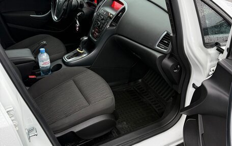 Opel Astra J, 2012 год, 635 000 рублей, 9 фотография