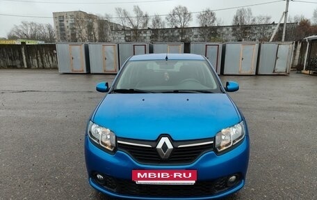 Renault Sandero II рестайлинг, 2014 год, 777 000 рублей, 2 фотография