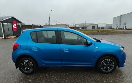 Renault Sandero II рестайлинг, 2014 год, 777 000 рублей, 4 фотография