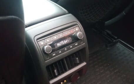 Cadillac SRX II рестайлинг, 2012 год, 1 350 000 рублей, 17 фотография