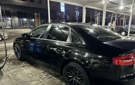 Audi A4, 2015 год, 2 000 000 рублей, 5 фотография