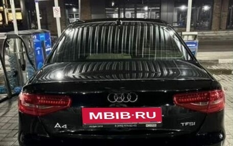 Audi A4, 2015 год, 2 000 000 рублей, 4 фотография
