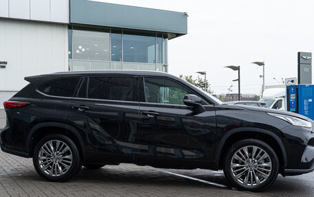 Toyota Highlander, 2024 год, 6 590 000 рублей, 5 фотография