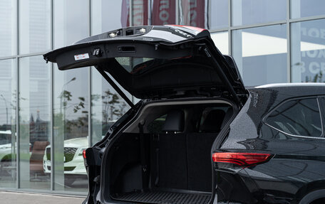 Toyota Highlander, 2024 год, 6 590 000 рублей, 16 фотография