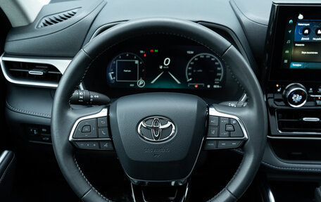 Toyota Highlander, 2024 год, 6 590 000 рублей, 32 фотография