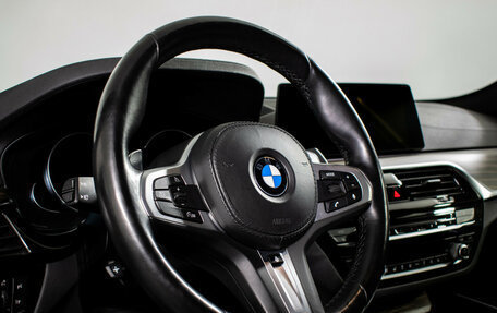 BMW 5 серия, 2018 год, 3 800 000 рублей, 5 фотография