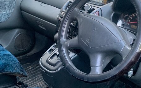 Mitsubishi Chariot III, 1998 год, 300 000 рублей, 4 фотография