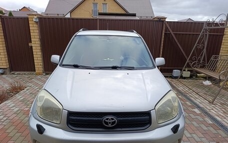 Toyota RAV4, 2004 год, 1 000 000 рублей, 2 фотография
