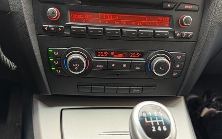 BMW 3 серия, 2009 год, 850 000 рублей, 11 фотография