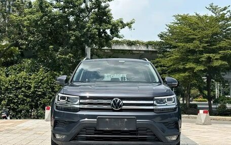 Volkswagen Tharu, 2022 год, 1 870 000 рублей, 2 фотография