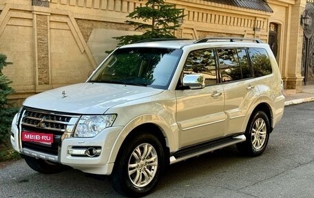 Mitsubishi Pajero IV, 2020 год, 4 380 000 рублей, 1 фотография