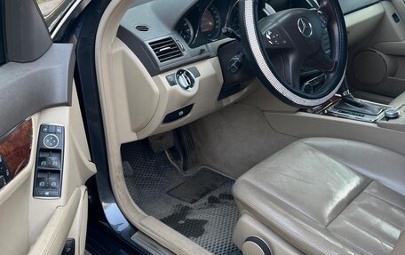 Mercedes-Benz C-Класс, 2010 год, 870 000 рублей, 14 фотография