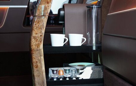 Volkswagen Multivan T6 рестайлинг, 2015 год, 7 900 000 рублей, 13 фотография