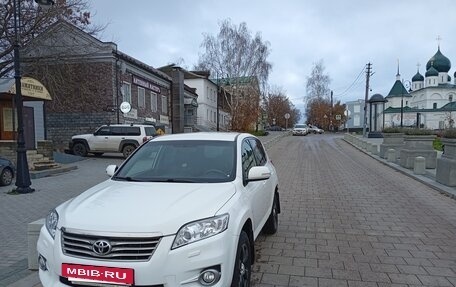 Toyota RAV4, 2011 год, 1 100 000 рублей, 4 фотография