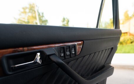 Mercedes-Benz S-Класс, 1987 год, 12 000 000 рублей, 16 фотография