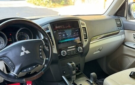 Mitsubishi Pajero IV, 2020 год, 4 380 000 рублей, 8 фотография