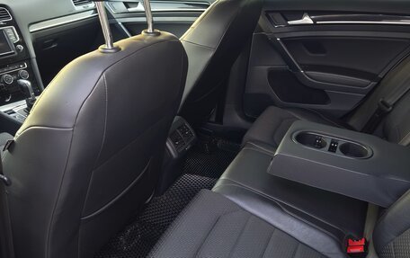 Volkswagen Golf VII, 2016 год, 1 810 000 рублей, 28 фотография