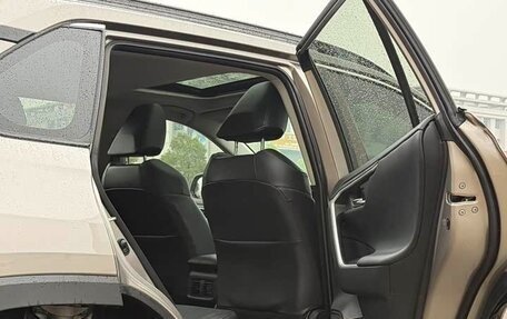 Toyota RAV4, 2022 год, 2 577 432 рублей, 10 фотография