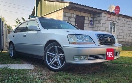 Toyota Crown Majesta, 2001 год, 1 670 000 рублей, 5 фотография