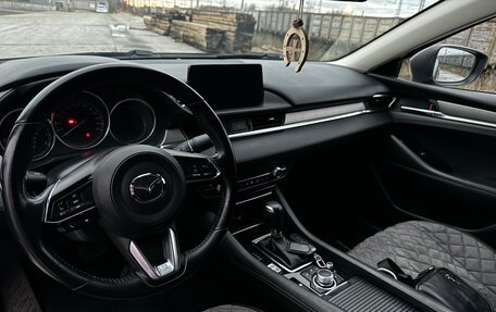 Mazda 6, 2019 год, 1 940 000 рублей, 6 фотография