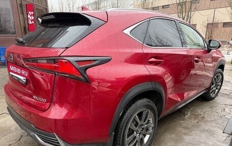 Lexus NX I, 2018 год, 2 050 000 рублей, 10 фотография