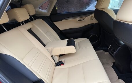 Lexus NX I, 2018 год, 2 050 000 рублей, 16 фотография