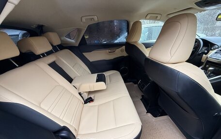 Lexus NX I, 2018 год, 2 050 000 рублей, 18 фотография