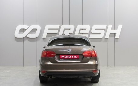 Volkswagen Jetta VI, 2011 год, 744 000 рублей, 4 фотография