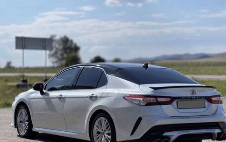 Toyota Camry, 2019 год, 3 000 000 рублей, 6 фотография