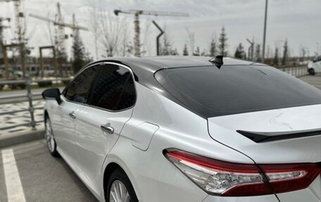 Toyota Camry, 2019 год, 3 000 000 рублей, 8 фотография