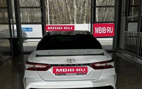 Toyota Camry, 2019 год, 3 000 000 рублей, 5 фотография