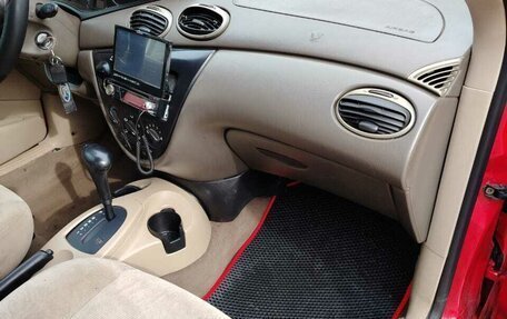 Ford Focus IV, 2001 год, 190 000 рублей, 10 фотография