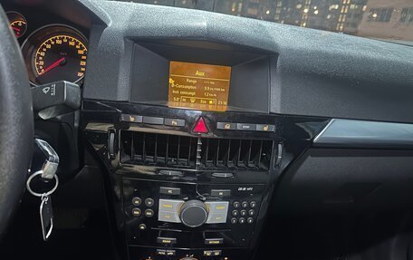 Opel Astra H, 2007 год, 370 000 рублей, 10 фотография