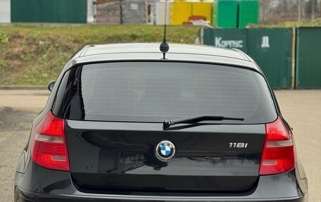 BMW 1 серия, 2007 год, 690 000 рублей, 2 фотография