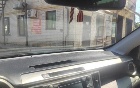 Toyota RAV4, 2013 год, 1 550 000 рублей, 5 фотография