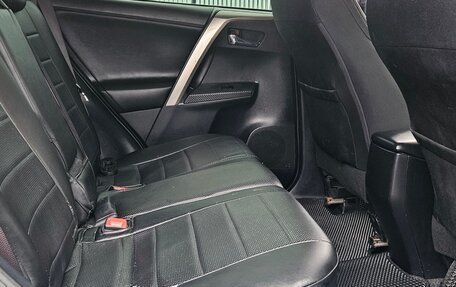 Toyota RAV4, 2014 год, 2 000 000 рублей, 6 фотография