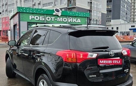 Toyota RAV4, 2014 год, 2 000 000 рублей, 17 фотография
