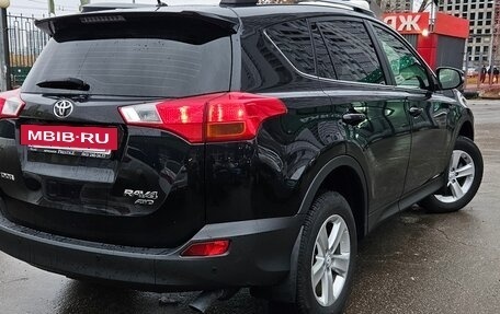 Toyota RAV4, 2014 год, 2 000 000 рублей, 15 фотография