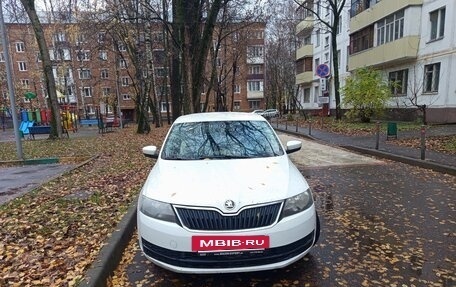 Skoda Rapid I, 2014 год, 700 000 рублей, 4 фотография