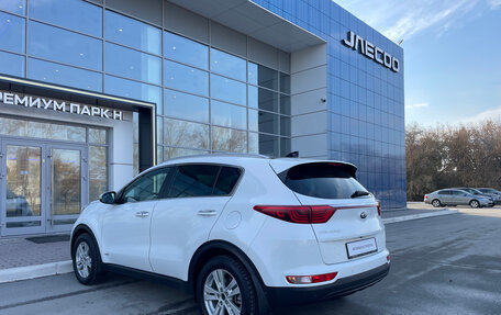 KIA Sportage IV рестайлинг, 2017 год, 2 000 000 рублей, 6 фотография