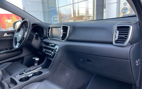 KIA Sportage IV рестайлинг, 2017 год, 2 000 000 рублей, 21 фотография