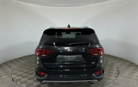 KIA Sorento III Prime рестайлинг, 2018 год, 2 300 000 рублей, 3 фотография