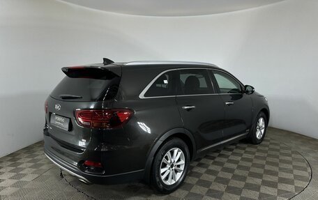 KIA Sorento III Prime рестайлинг, 2018 год, 2 300 000 рублей, 6 фотография