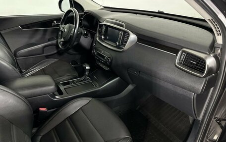 KIA Sorento III Prime рестайлинг, 2018 год, 2 300 000 рублей, 14 фотография