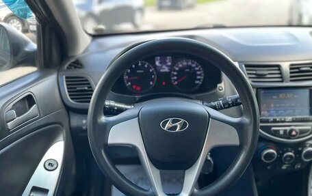 Hyundai Solaris II рестайлинг, 2015 год, 755 000 рублей, 9 фотография